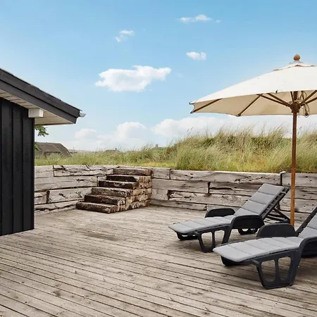 Ringkobing Xliii 別荘